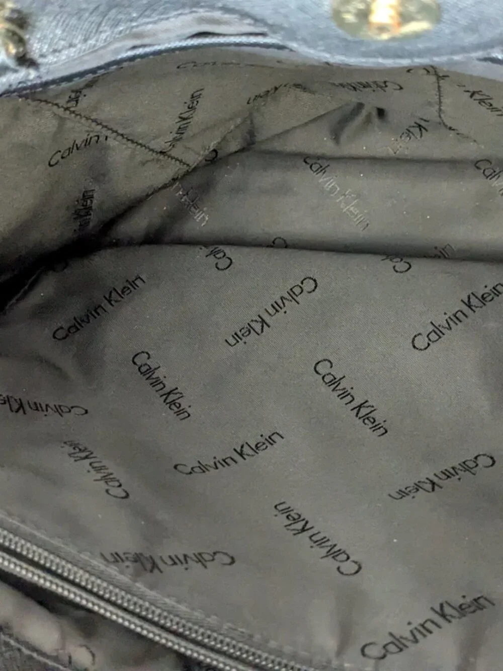 Calvin Klein Women's Shoulder Bag Purse Black / White